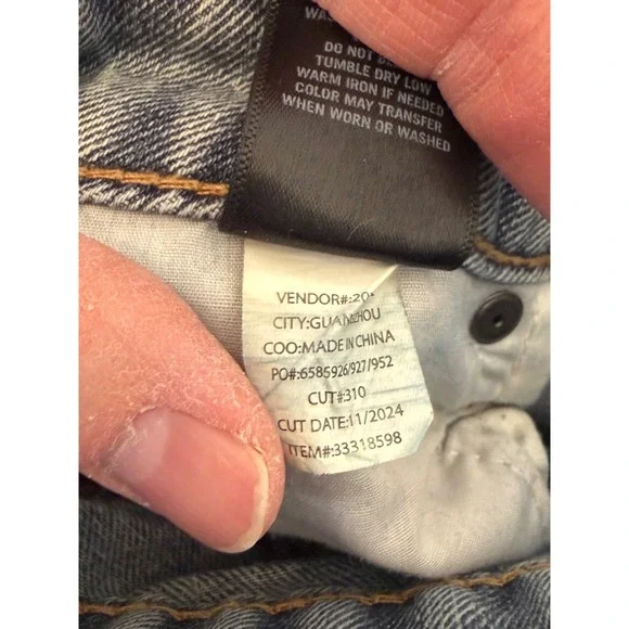 Hot Topic Womens Jeans Wide Leg Butterfly Applique Blue Wash Size 5 - Picture 10 of 11